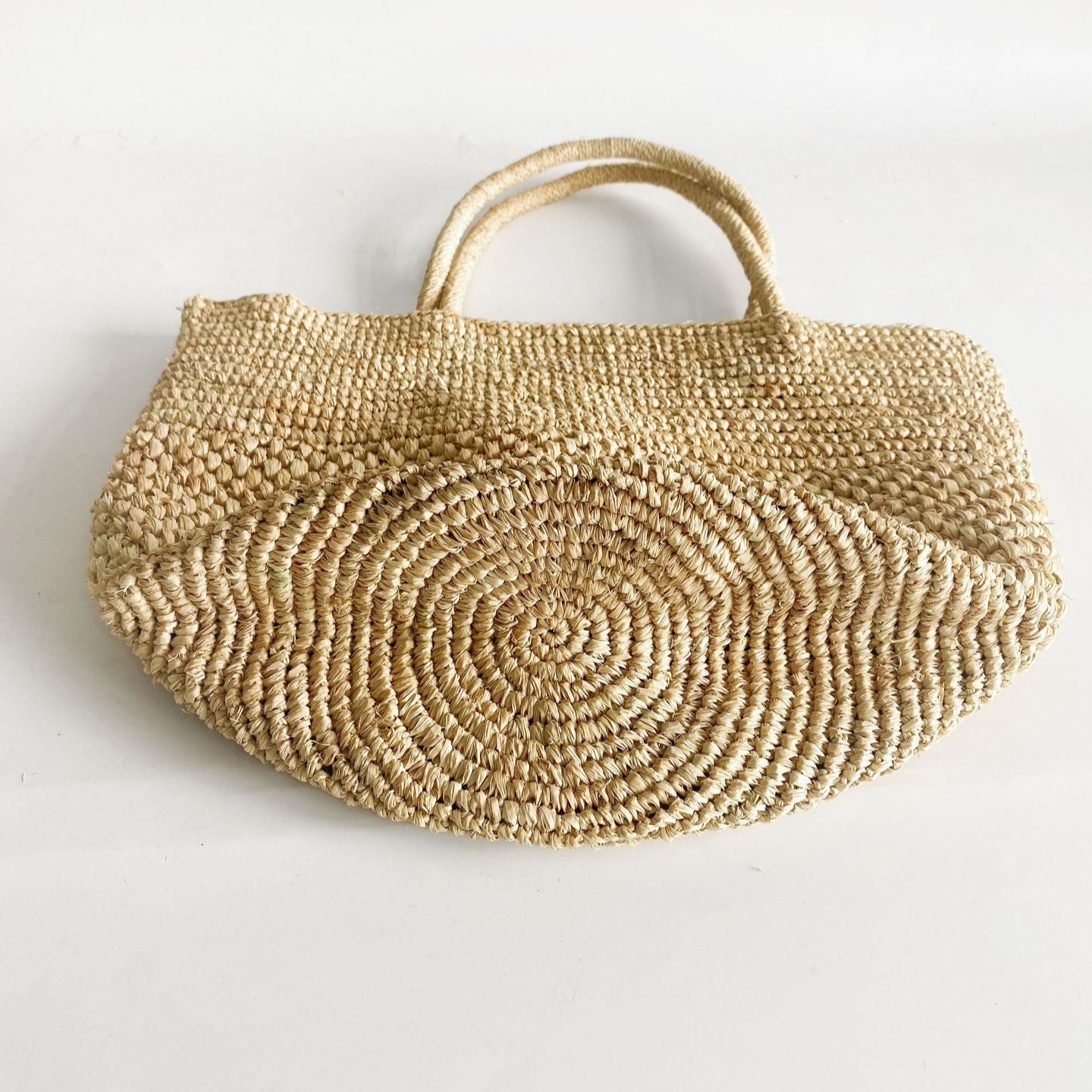 Elegant Raffia Straw Tote Bag, Large Capacity Handwoven Summer Handbag, Beach Vacation Woven Shoulder Bag for Women