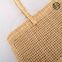 StrawWeave Eco-Friendly Handmade Straw Shoulder Bag, Women's Summer Yellow Grass Mesh Drawstring Tote, Underarm Woven Handbag for Beach Vacation'