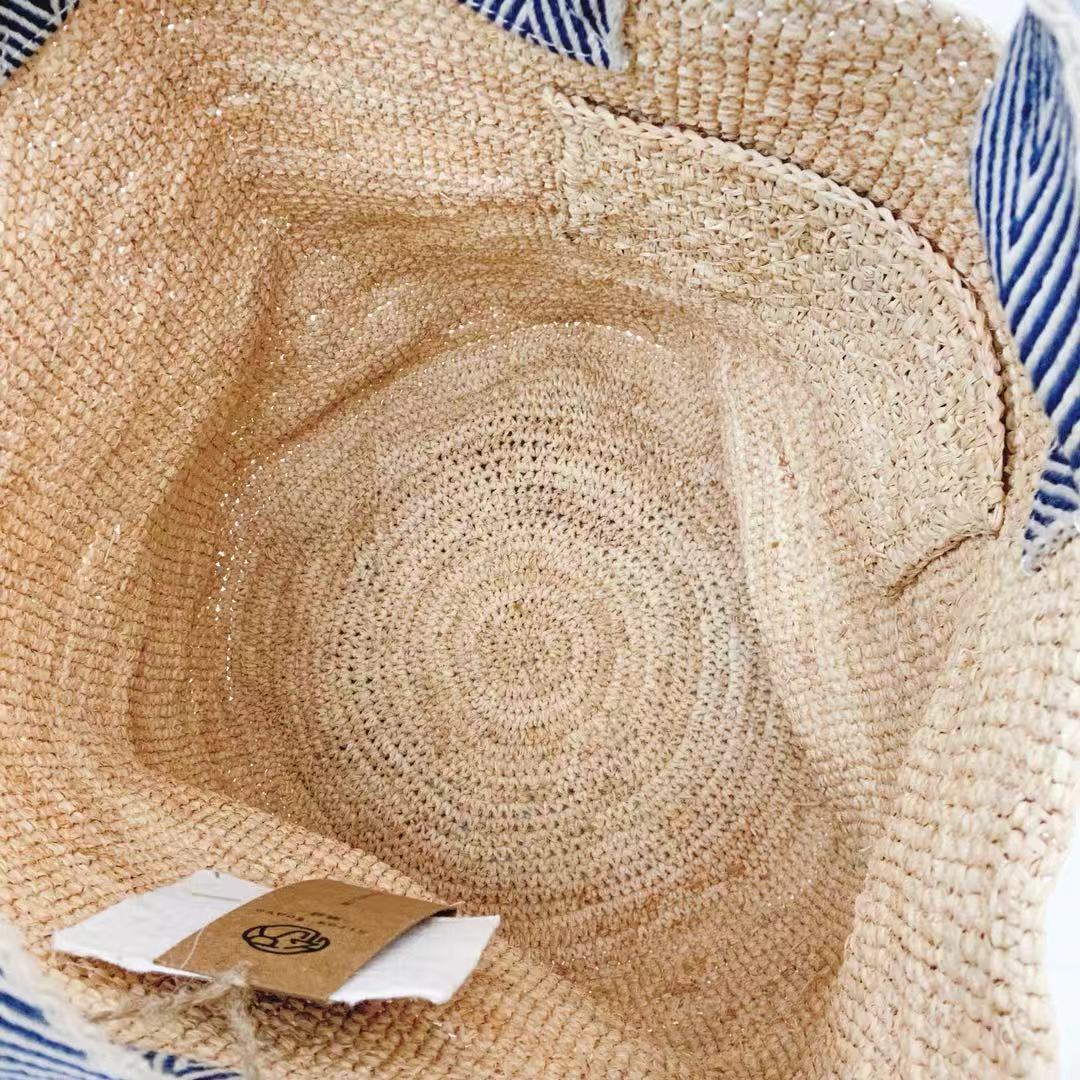 StrawWeave Eco-Friendly Handwoven Raffia Bag  Crossbody Bag, Handheld Straw Bag, Bucket Bag, Versatile Shoulder Woven Bag, Beach Bag